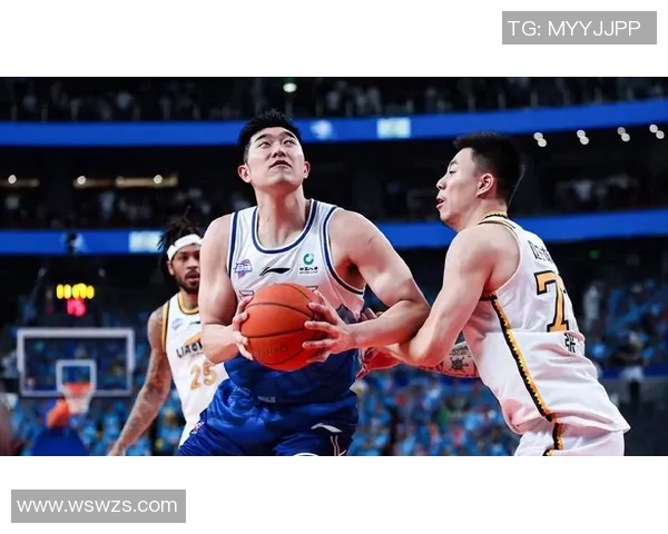 吴冠希：从篮球场上的拼搏到人生舞台的绽放，探索他的成长与梦想之路